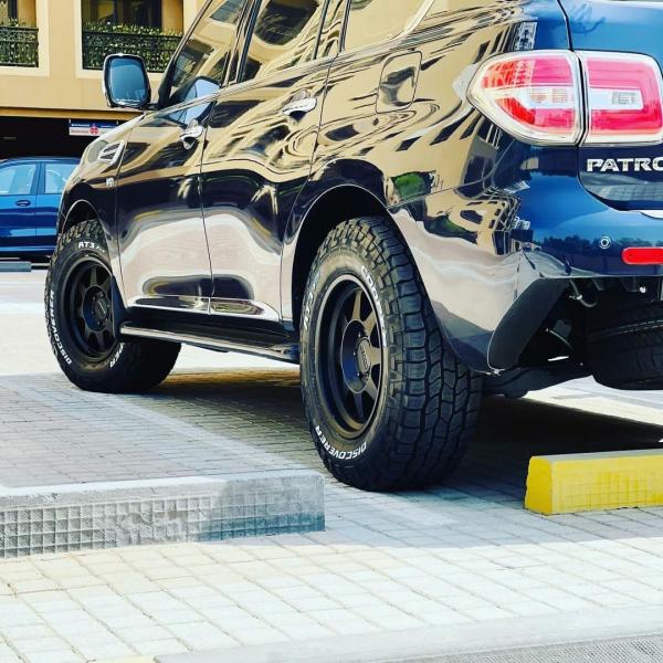 للبيع نيسان باترول 2019 بلاتينوم 400 8سلندر ازرق داخل جلد بيج مجهز للبر -ممشى: ٥٩ الف كيلو متر فقط!
