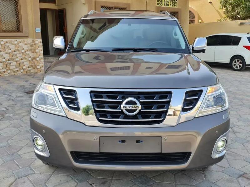 للبيع نيسان بلاتينيوم مكينه الصغيره فل موديل 2015 ثمانية سلندر
