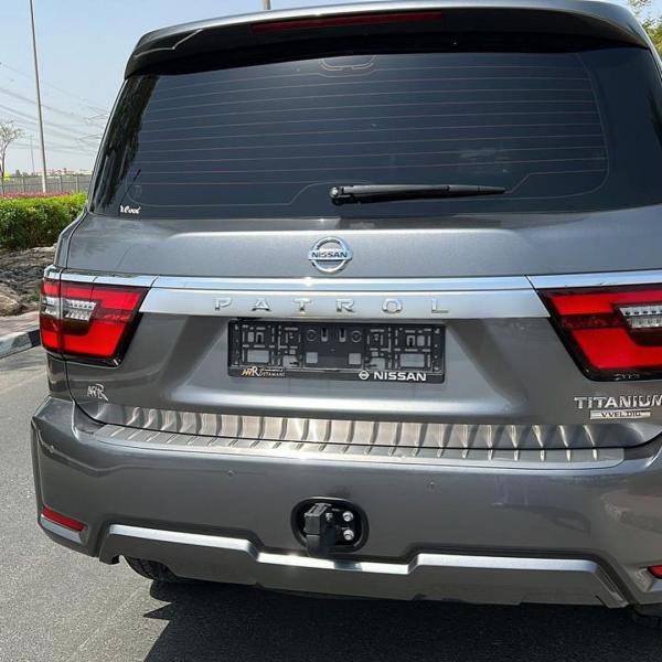 للبيع نيسان تيتانيوم V8 المكينه الكبيره 400 بدون حوادث موديل 2020