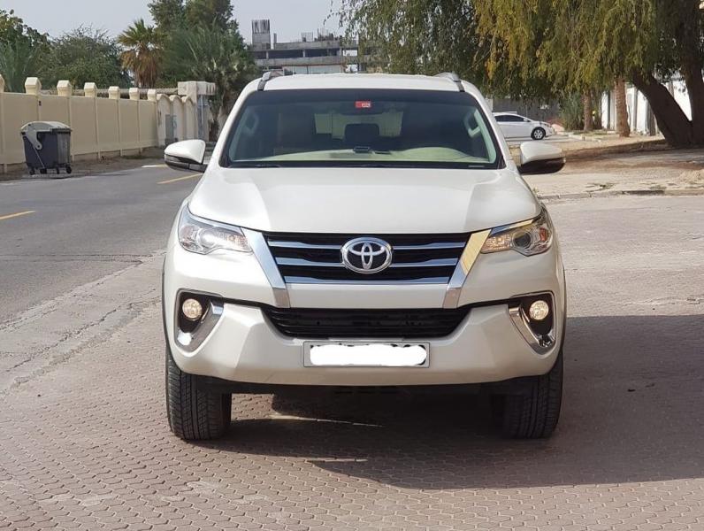 للبيع تويوتا فورتشنر موديل 2019 خليجي مالك أول 4 سلندر