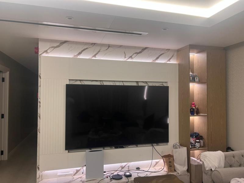 للبيع عوامه الكوس مارين 2023  حجم طول 22 متر والعرض 8 متر