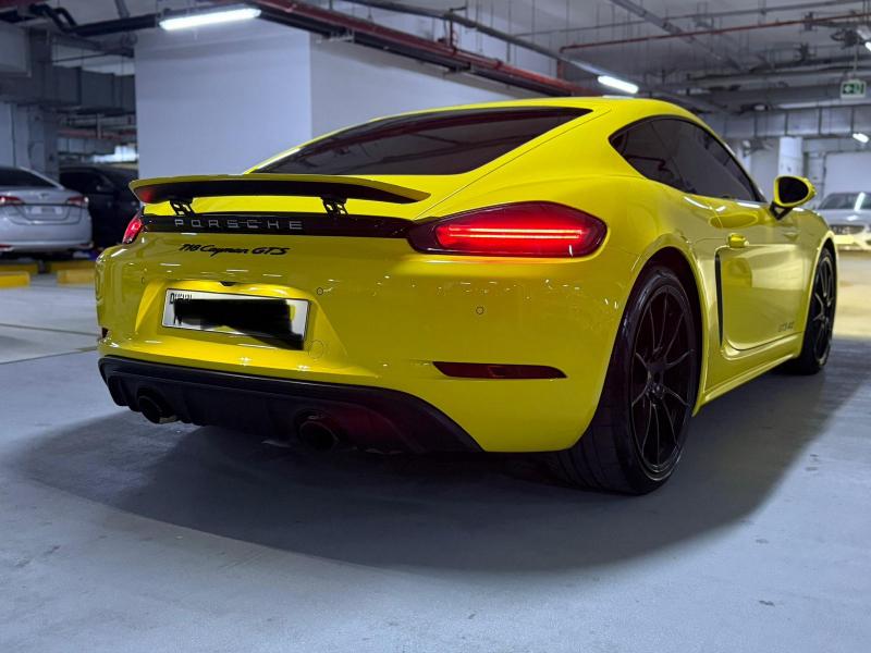 للبيع بورش كايمن GTS 4.0 موديل 2022 خليجي تحت الضمان تشيكات الوكاله 