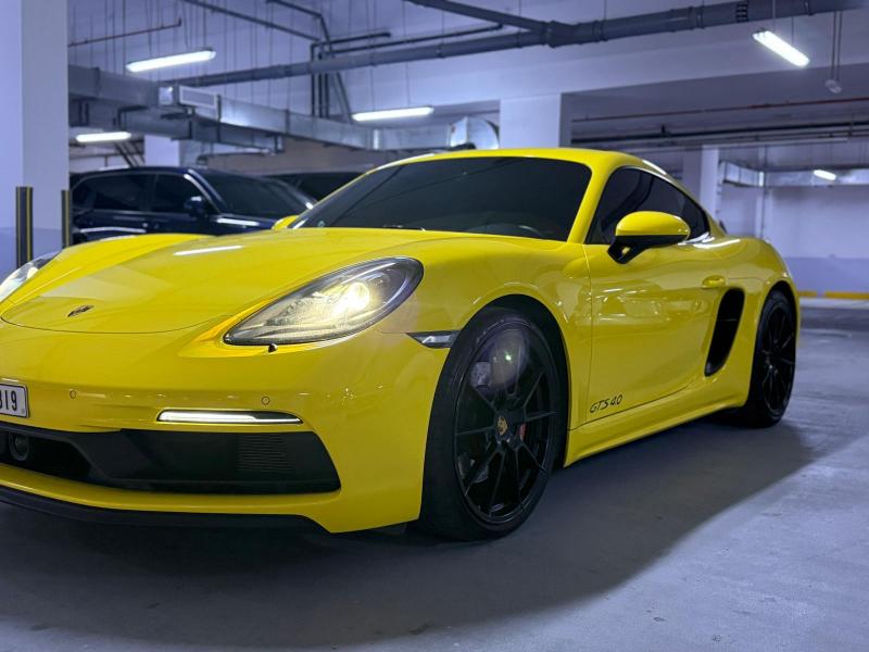 للبيع بورش كايمن GTS 4.0 موديل 2022 خليجي تحت الضمان تشيكات الوكاله 