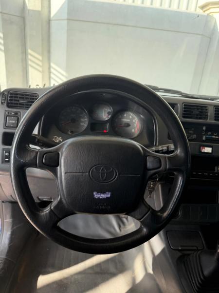 للبيع راف فور موديل 1998 قير عادي 