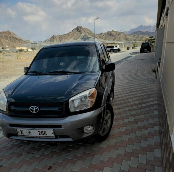 للبيع توياتا راف فور  موديل 2006 سبورت اول مالك وارد أمريكا 