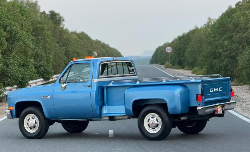 للبيع جمس بهبهاني موديل 1986 سنقل  محرك دينالي 6.0 قير اتوماتيك