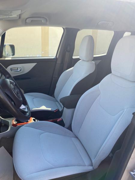 للبيع جيب رينجيد موديل 2015 وارد اول مالك فالدوله