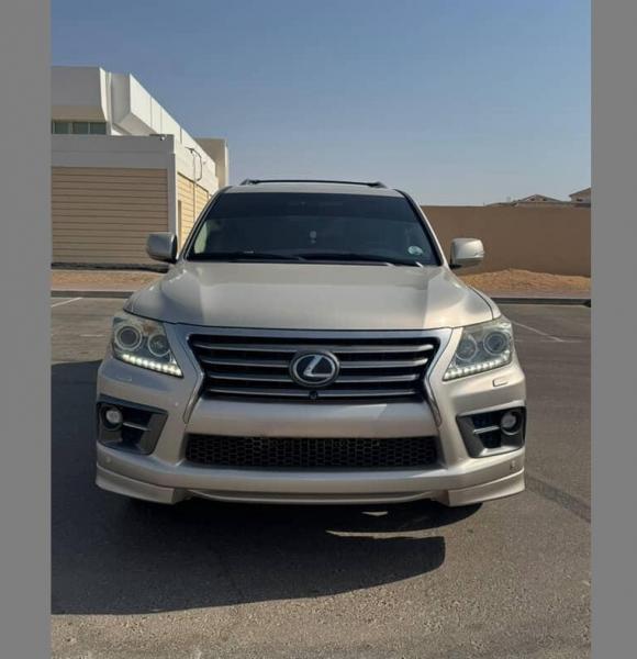 للبيع لكزس استيشن LX 570 سبورت موديل 2014 فل اوبشن خليجي 