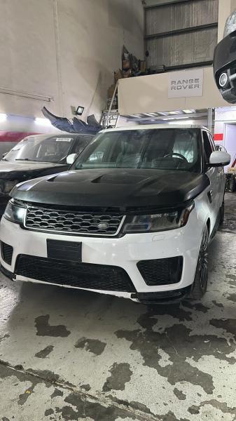 للبيع رنج روفر سبورت SVR موديل 2020 توين تيربو