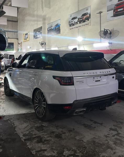 للبيع رنج روفر سبورت SVR موديل 2020 توين تيربو