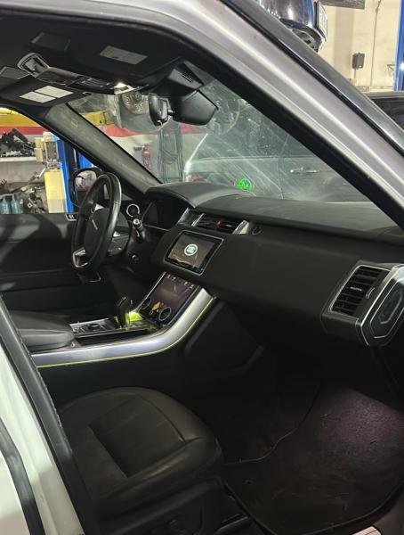 للبيع رنج روفر سبورت SVR موديل 2020 توين تيربو