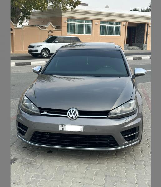 للبيع فولكس واجن جولف R موديل 2016 خليجي 