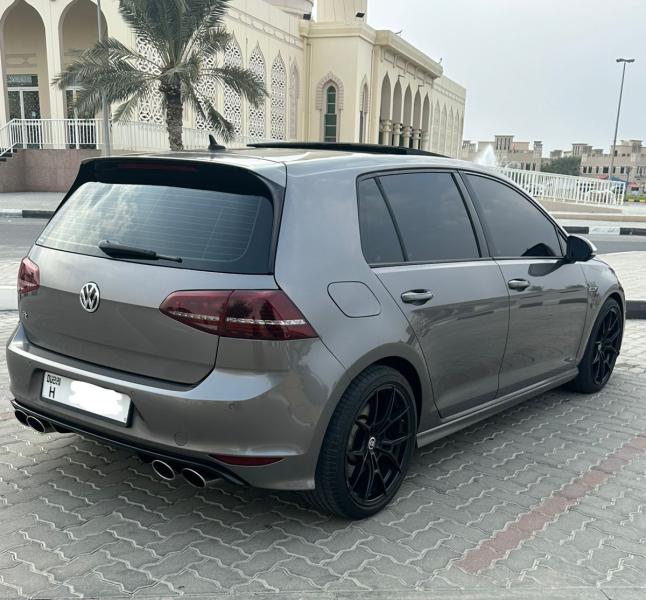 للبيع فولكس واجن جولف R موديل 2016 خليجي 