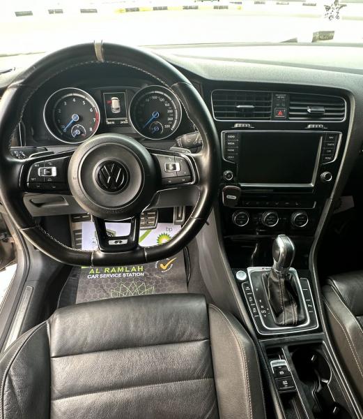 للبيع فولكس واجن جولف R موديل 2016 خليجي 