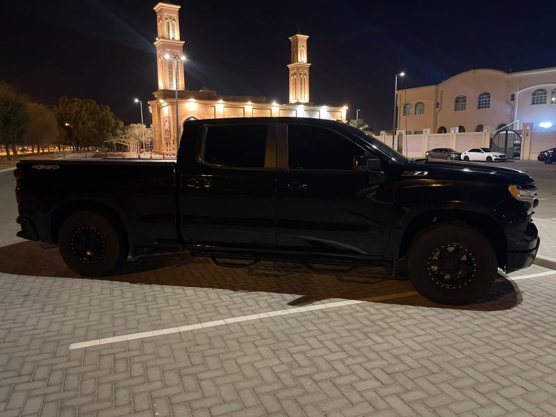 للبيع شيفروليه سلفرادو Z71 موديل 2023 وارد امريكا 