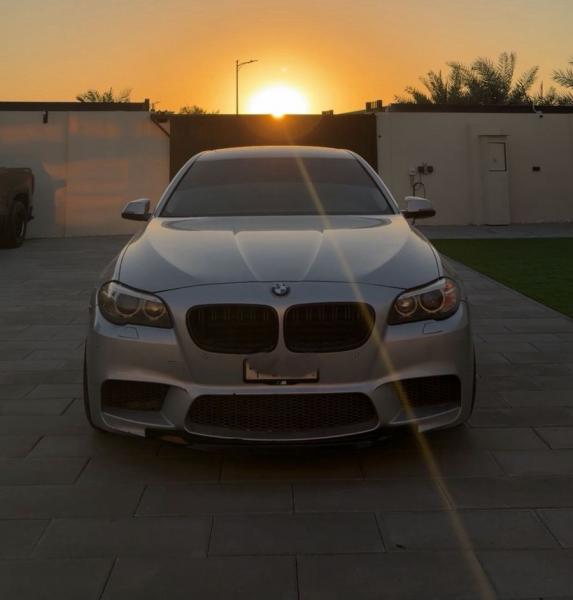 للبيع بي ام دبليو 528i موديل 2014 فل اوبشن خليجي 