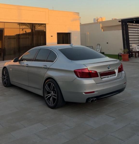 للبيع بي ام دبليو 528i موديل 2014 فل اوبشن خليجي 