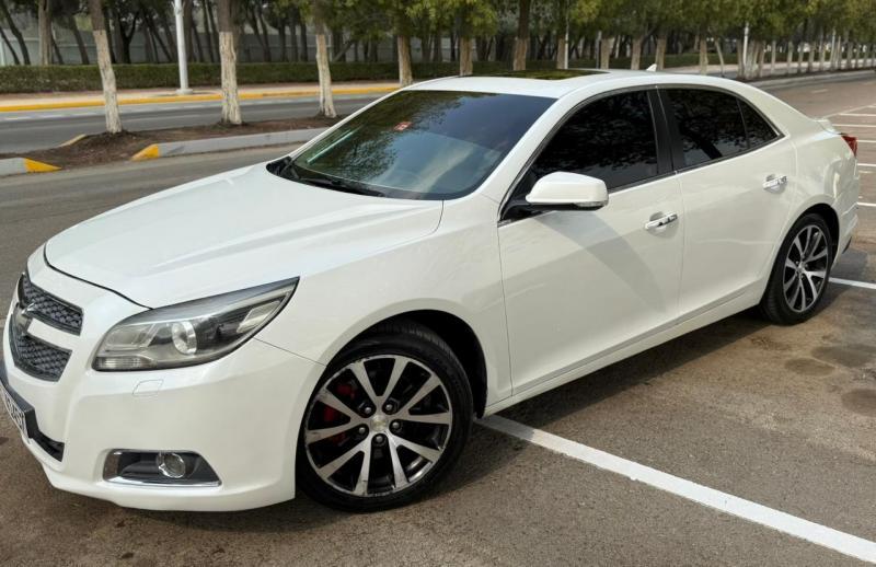 للبيع شفروليه ماليبو V6 LTZ موديل 2014 فل اوبشن خليجي 