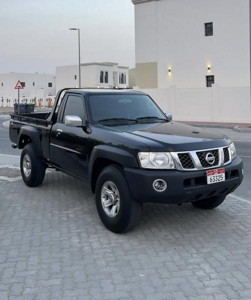 للبيع نيسان كريل موديل 2016 رقم واحد قير عادي 