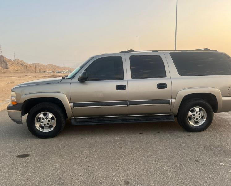 للبيع  شفروليه تاهو سوبربان موديل 2003 خليجي قمه في النظافة