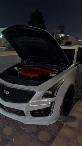 للبيع كاديلاك cts-v 6.2 سوبر جارج موديل 2016 فل اوبشن  خليجي