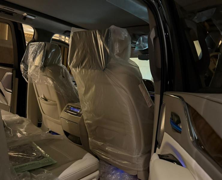 للبيع كاديلاك سكاليد بريميوم لاكجري بلاتينيوم موديل 2024 خليجي فل اوبشن 