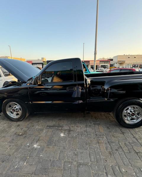 للبيع جمس مخصر sierra 1500 موديل 2002 مكينة Denali، قير اتوماتيك  