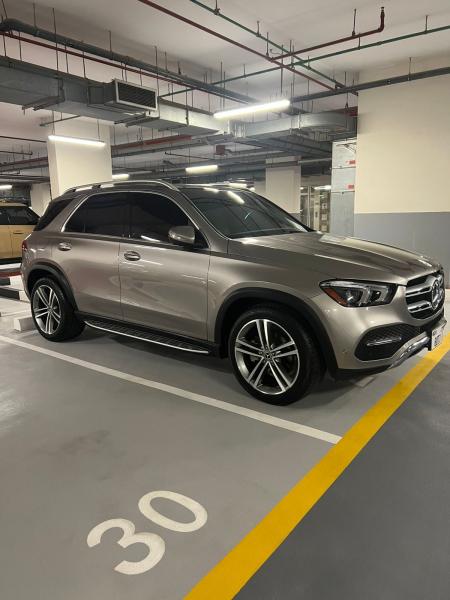 للبيع مرسيدس GLE 350 موديل 2021 كلين تايتل وارد امريكا 