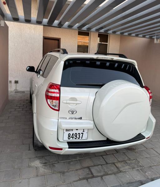 للبيع توياتا راف فور موديل 2009 خليجي فورويل 