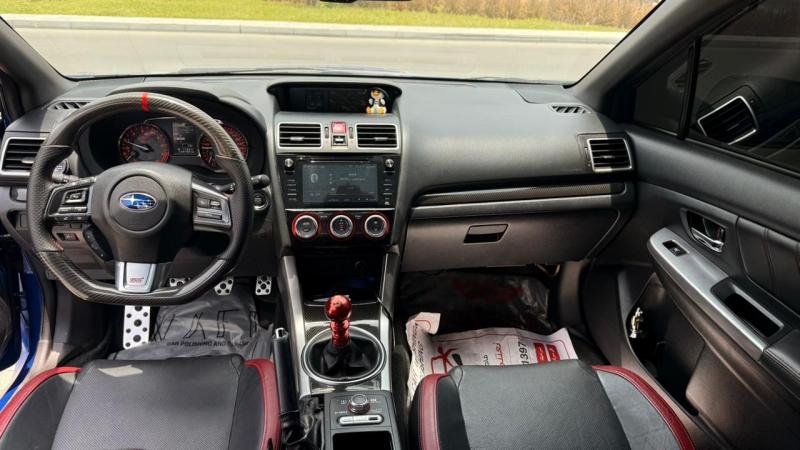 للبيع سوبارو sti موديل 2016 الموتر 1/1 قير عادي 