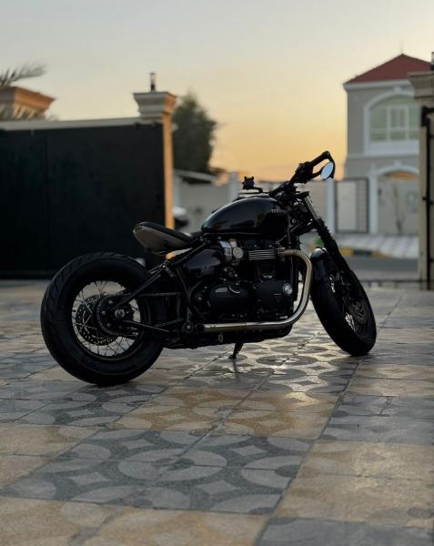 For sale Triumph bonneville bobber 1200ccModel: 2025 under warranty till 2027Jun