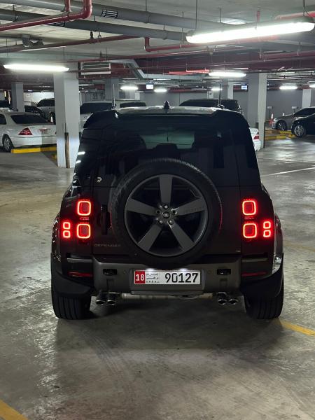 للبيع لاند روفر ديفندر موديل ‎ V8 موديل 2024 فل اوبشن خليجي تحت الضمان