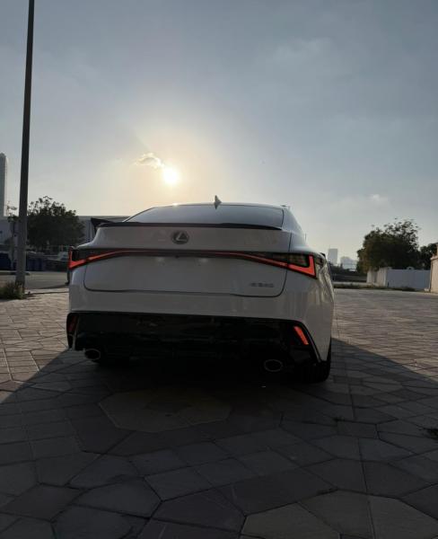 للبيع لكزس is 350 موديل 2024 فل اوبشن وارد امريكا