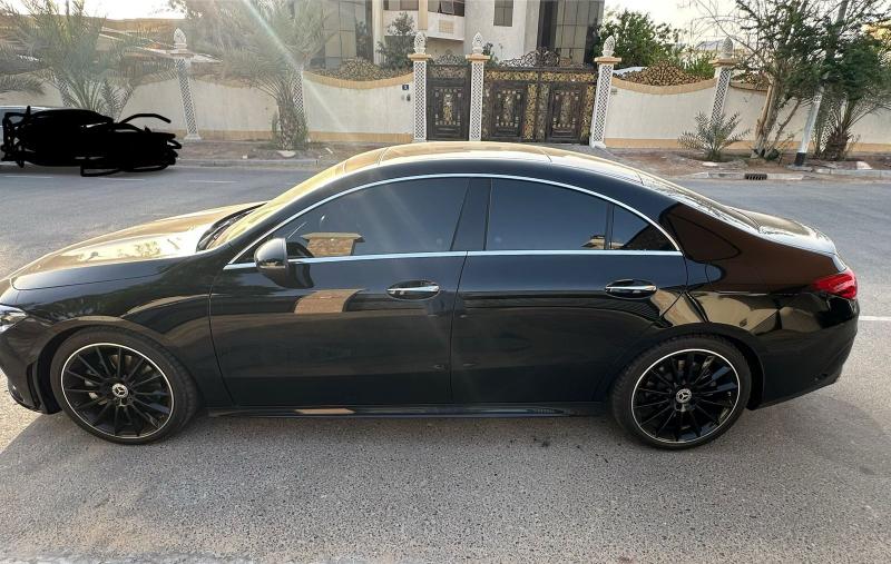 للبيع مرسيدس بنز cla250 موديل 2023 فل اوبشن خليجي اول مالك من الوكاله 