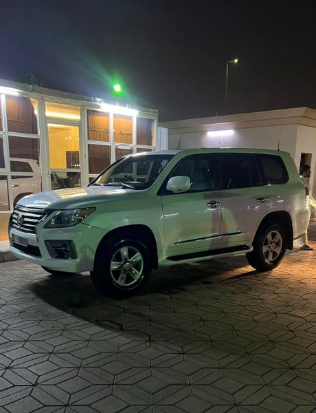 للبيع لكزس LX570 موديل 2010 محوله من الخارج 2014
