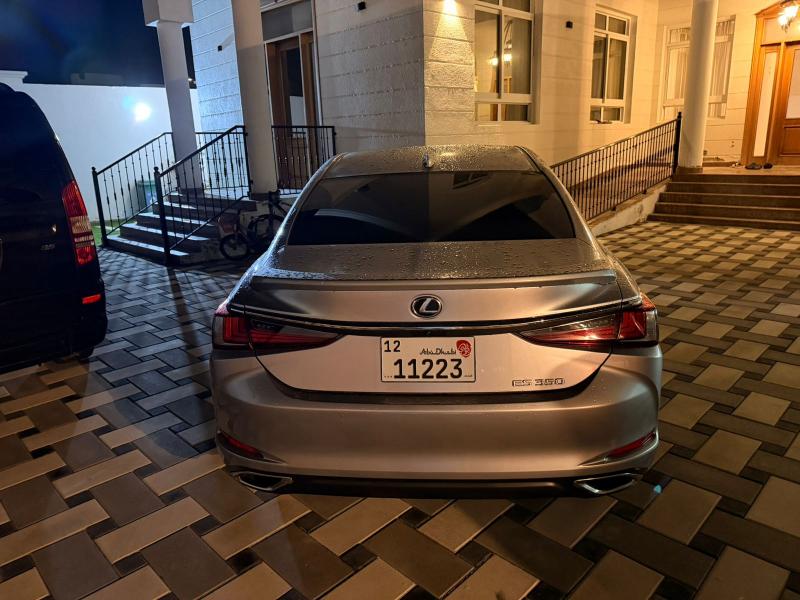 للبيع لكزس ES350 موديل 2025 فل اوبشن وارد امريكا