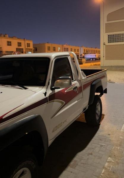 للبيع فتك بيك اب موديل 2015 عليها مكينة 6.0 المكينة مشدوده قبل ثلاث أيام 