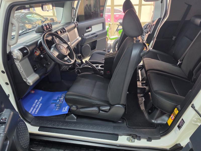 للبيع توياتا اف جي موديل 2020 خليجي الشاشة العودة