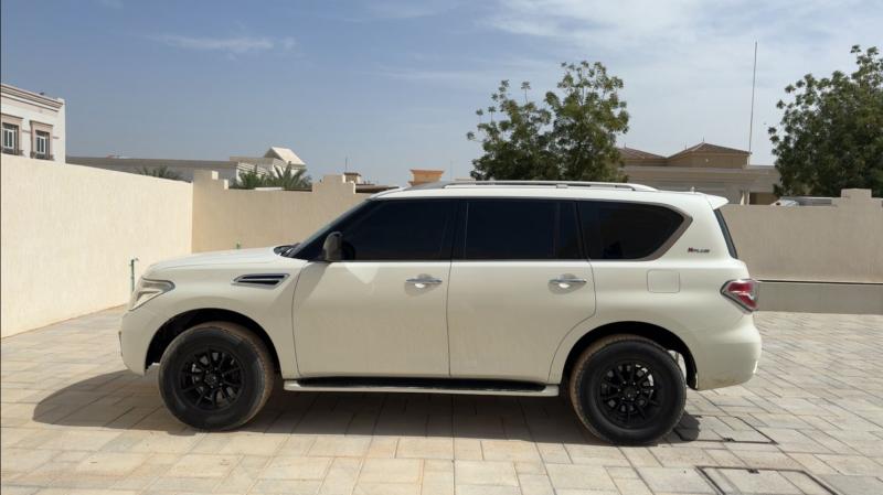 للبيع نيسان باترول V6 موديل 2019 المكينه الصغيره سعر لقطه 