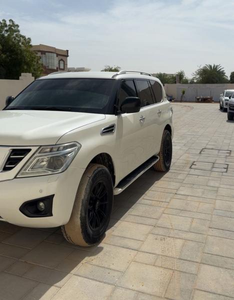 للبيع نيسان باترول V6 موديل 2019 المكينه الصغيره سعر لقطه 