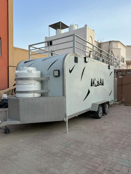 للبيع كرفان محلي موديل 2025  مرقم وجاهز بالكامل وفييه ملكيه  