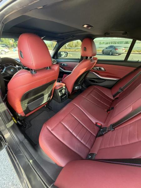 للبيع بي ام دبليو M340i Xdrive - Turbo موديل 2022 خليجي 