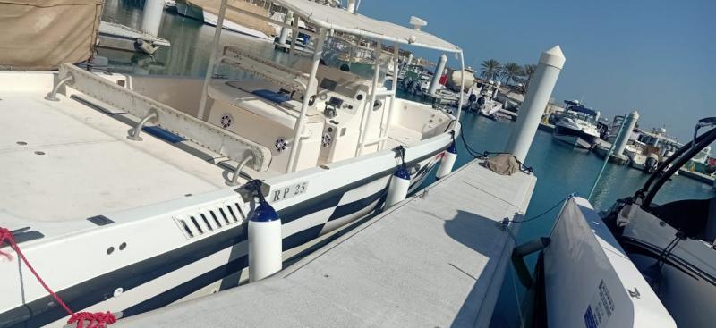 للبيع جيت بوت 43ft×9.5ft موديل 2019 مكينة محرك 2014