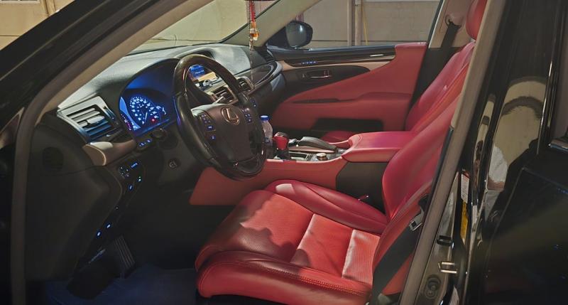 للبيع لكزس LS460 موديل 2014 وارد اليابان 