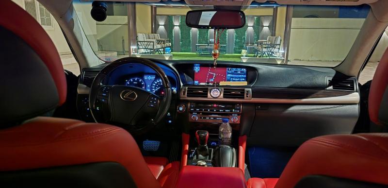 للبيع لكزس LS460 موديل 2014 وارد اليابان 