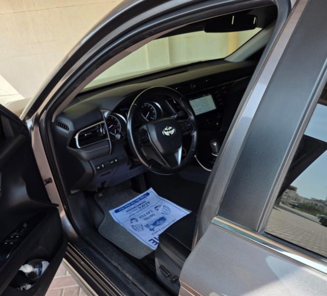 للبيع توياتا كامري SE موديل 2018 فل اوبشن وارد امريكا 