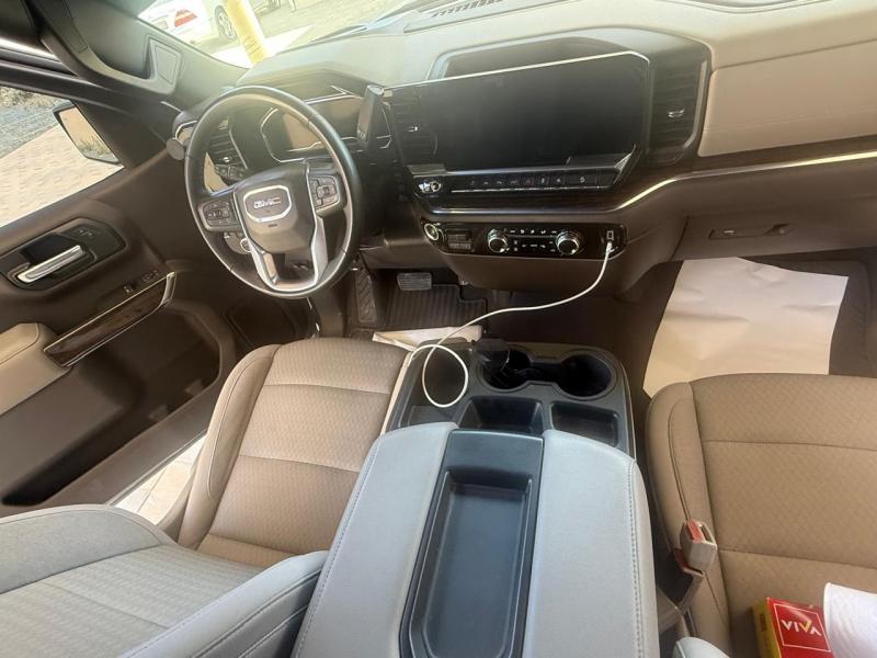 للبيع جي ام سي سييرا SLE موديل 2024 خليجي باب واحد