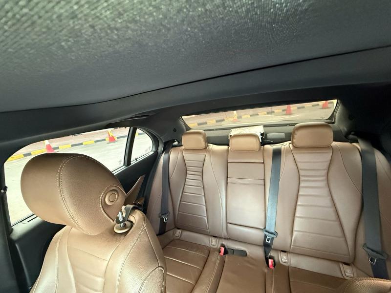 للبيع مرسيدس بنز E300 موديل 2020 خليجي 