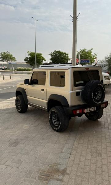 للبيع سوزوكي جيمني موديل 2021 قير اوتوماتيك 