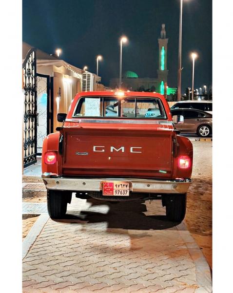 للبيع جمس بهبهاني موديل 1985 مكينه 454 قير عادي خليجي 